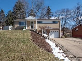 808 Cottonwood Dr, Monroeville, PA