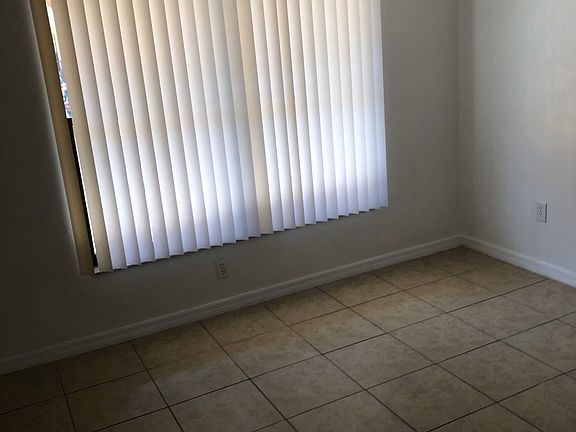2nd image of 238 Orchard St APT 2
