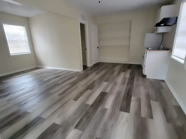 6905 Damascus Rd #C, Savannah, GA 31406