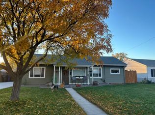 3113 S Grape Way, Denver, CO 80222