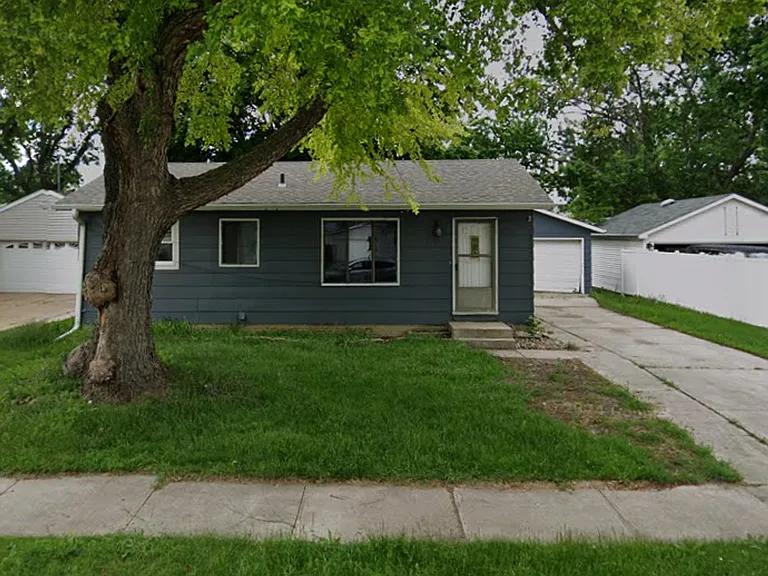 3709 S Glendale Ave — Photo 1