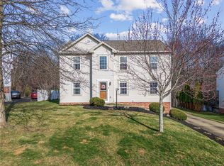 1430 Sandstone Dr W, Tarentum, PA 15084