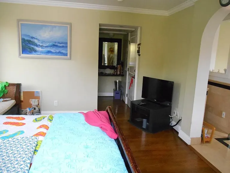 8647 Higuera St #B — Photo 9