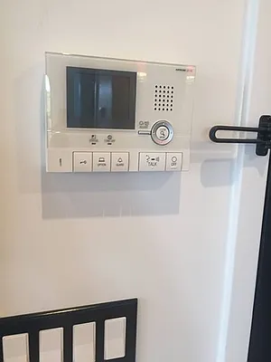 Rented by Brooklyn Group | media 21