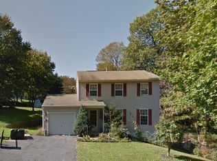 618 Grove Ave, Mohnton, PA 19540