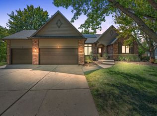 336 S Fairway Cir, Andover, KS 67002
