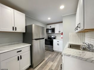 59 Trinity St #A, Newton, NJ 07860