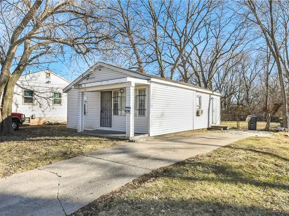 4507 E 35th St, Kansas City, MO 64128