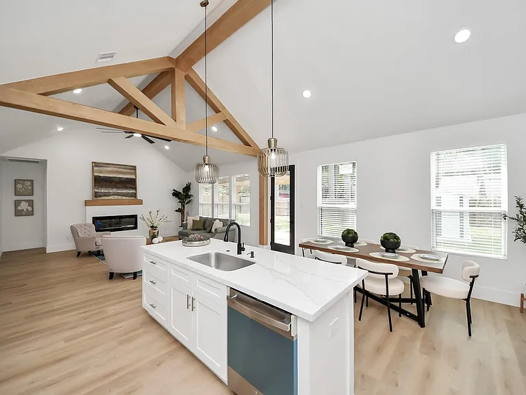 23851 Creekwood Dr — Photo 15