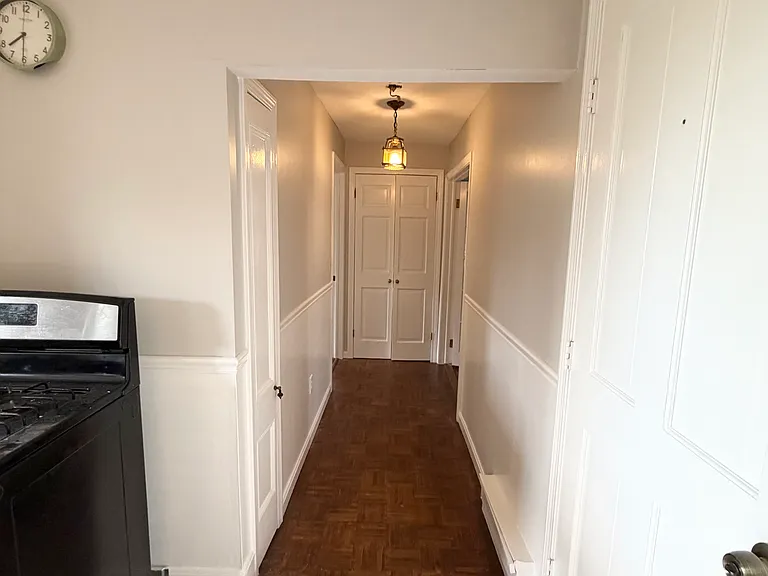 23-29 Sanborn St #23 — Photo 4