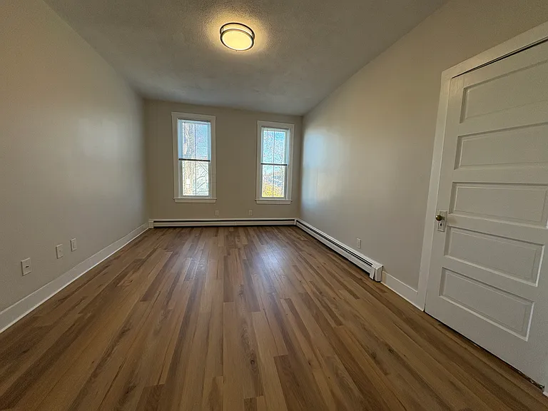 26 Saint James St #26 — Photo 16