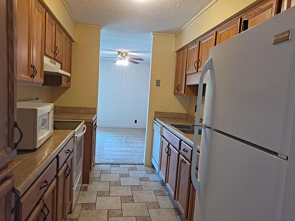 5th image of 402 Dublin Dr #B-194