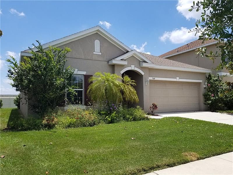 1st image of 907 Fern Leaf Dr
