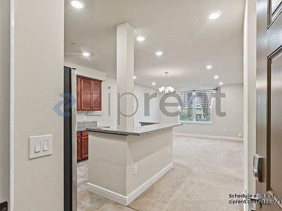 3rd image of 1368 El Camino Real Suite 212