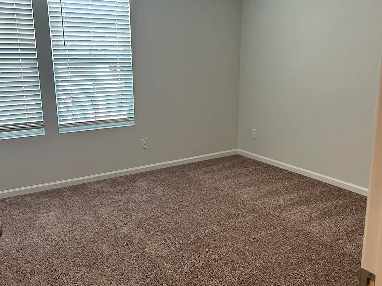 5010 Erwin Ct — Photo 22
