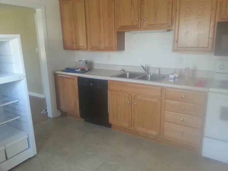 1001 Montgomery St — Photo 12