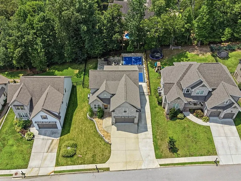 9202 White Ash Dr — Photo 42