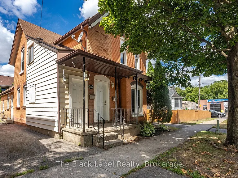 294 Park Ave #UPPER LEVEL — Photo 1