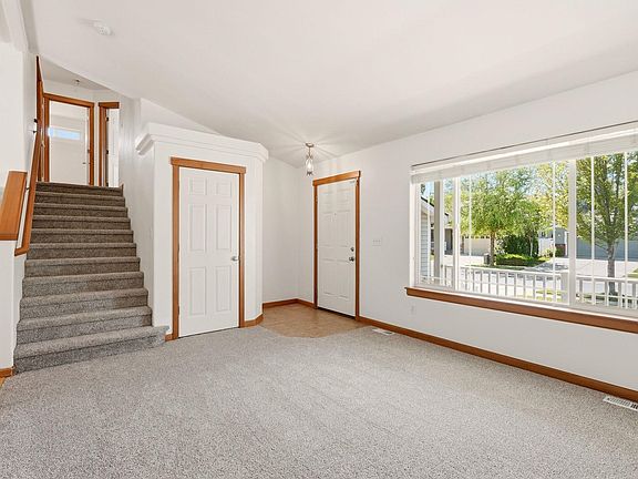 3rd image of 4139 Stonington Ln