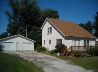 8161 N Hiawatha Pl, Walkerton, IN 46574