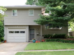 1119 W Daniel St, Champaign, IL 61821