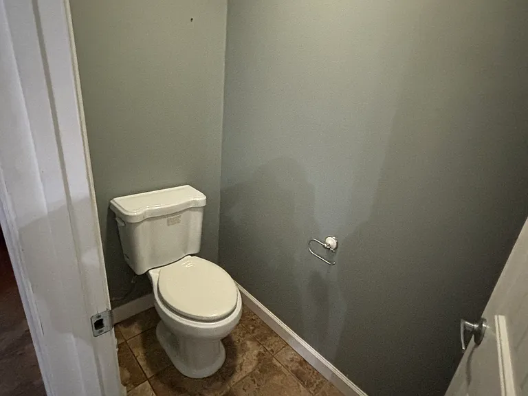 131 E Norwood Ave — Photo 7