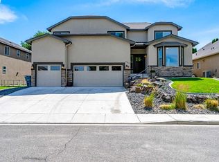 383 Temple Meadow Ln, Richland, WA