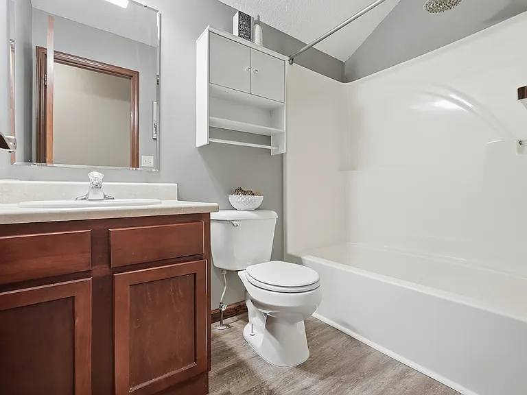 3632 Astoria Way — Photo 37
