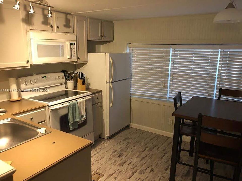 3120 W Hallandale Beach Blvd, Hallandale, FL 33009 Zillow