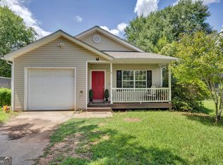 1159 Bell Cir, Madison, GA 30650