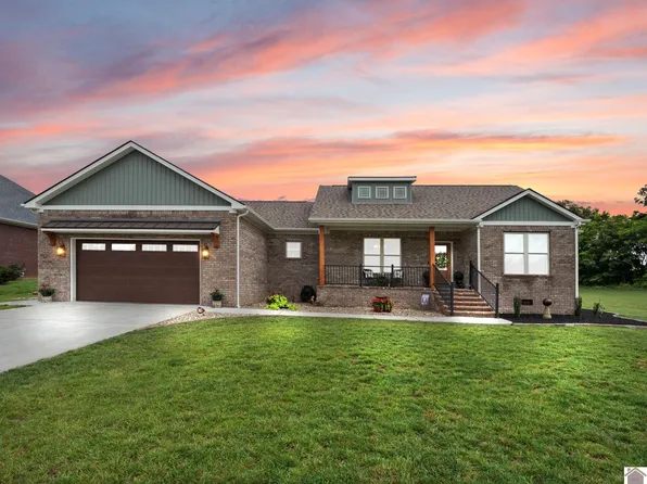 160 Meadow Ridge Dr, Paducah, KY 42003