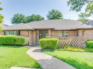 209 Yacht Club Dr, Rockwall, TX 75032