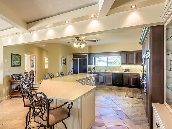 4th image of 3336 Shamrock Dr