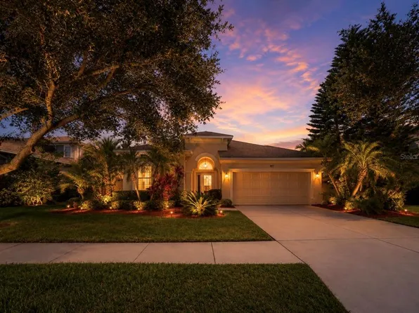 827 Seminole Sky Dr, Ruskin, FL 33570