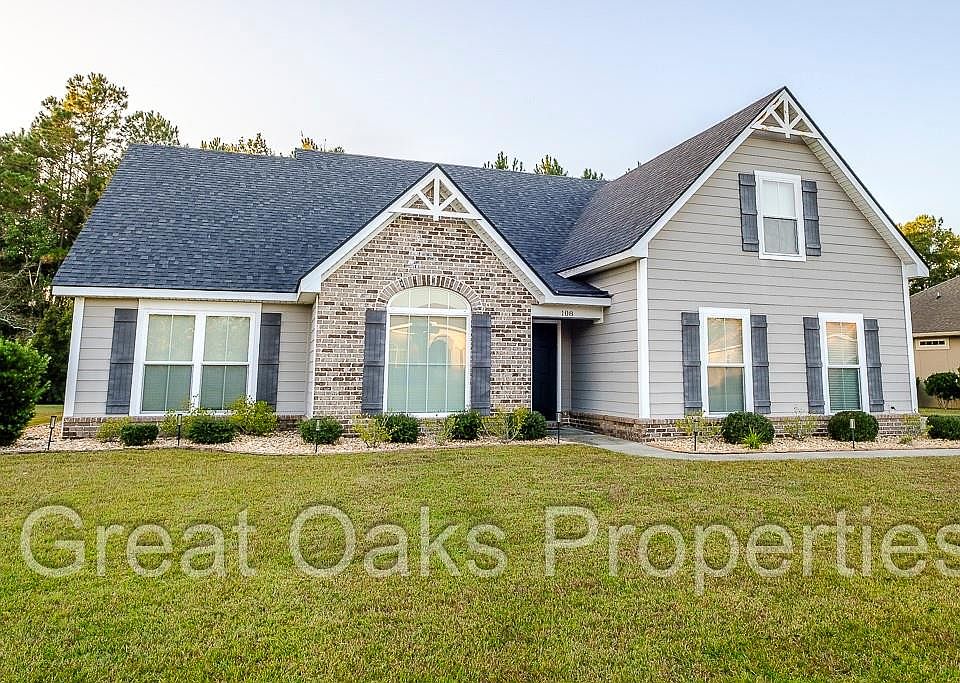 1st image of 108 Wellington Cir