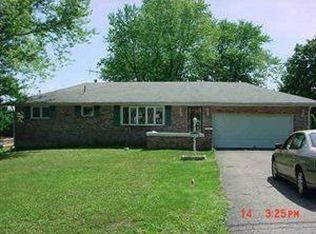 955 Gail Dr, Hermitage, PA 16148