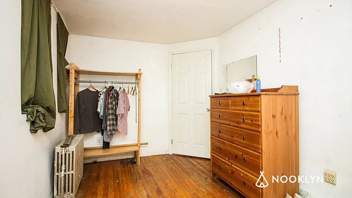 Rented by Nooklyn NYC LLC | media 44