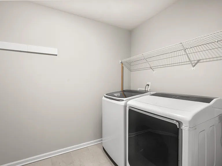 4008 Passenger Pl — Photo 30