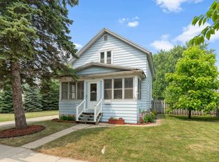 244 W 19th Ave, Oshkosh, WI 54902
