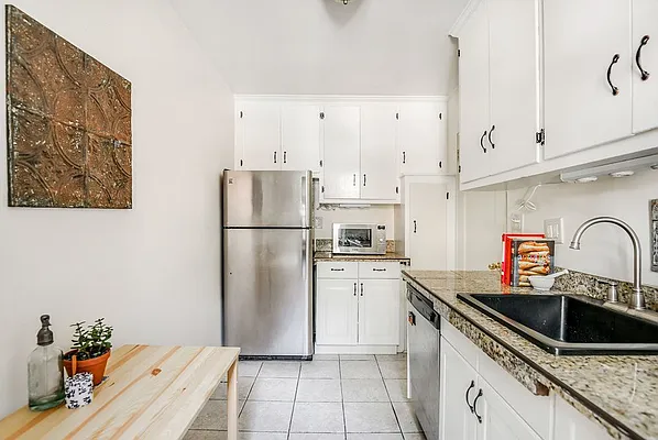 Sold by Compass | media 29