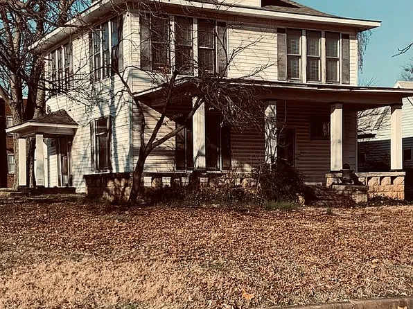 500 N 4th St, Ponca City, OK 74601