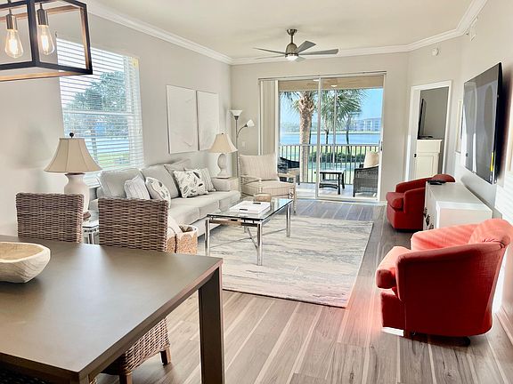 2nd image of 8076 Queen Palm Ln APT 421