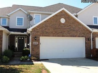 1445 Spyglass Hill Dr, Brunswick, OH