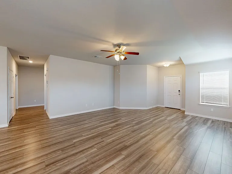 109 Ayla Marie Dr — Photo 9