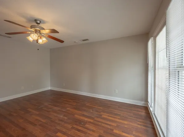 315 Brannen St APT A, Statesboro, GA 30458