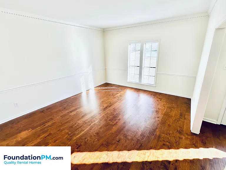 8712 Carrollwood Ln — Photo 13