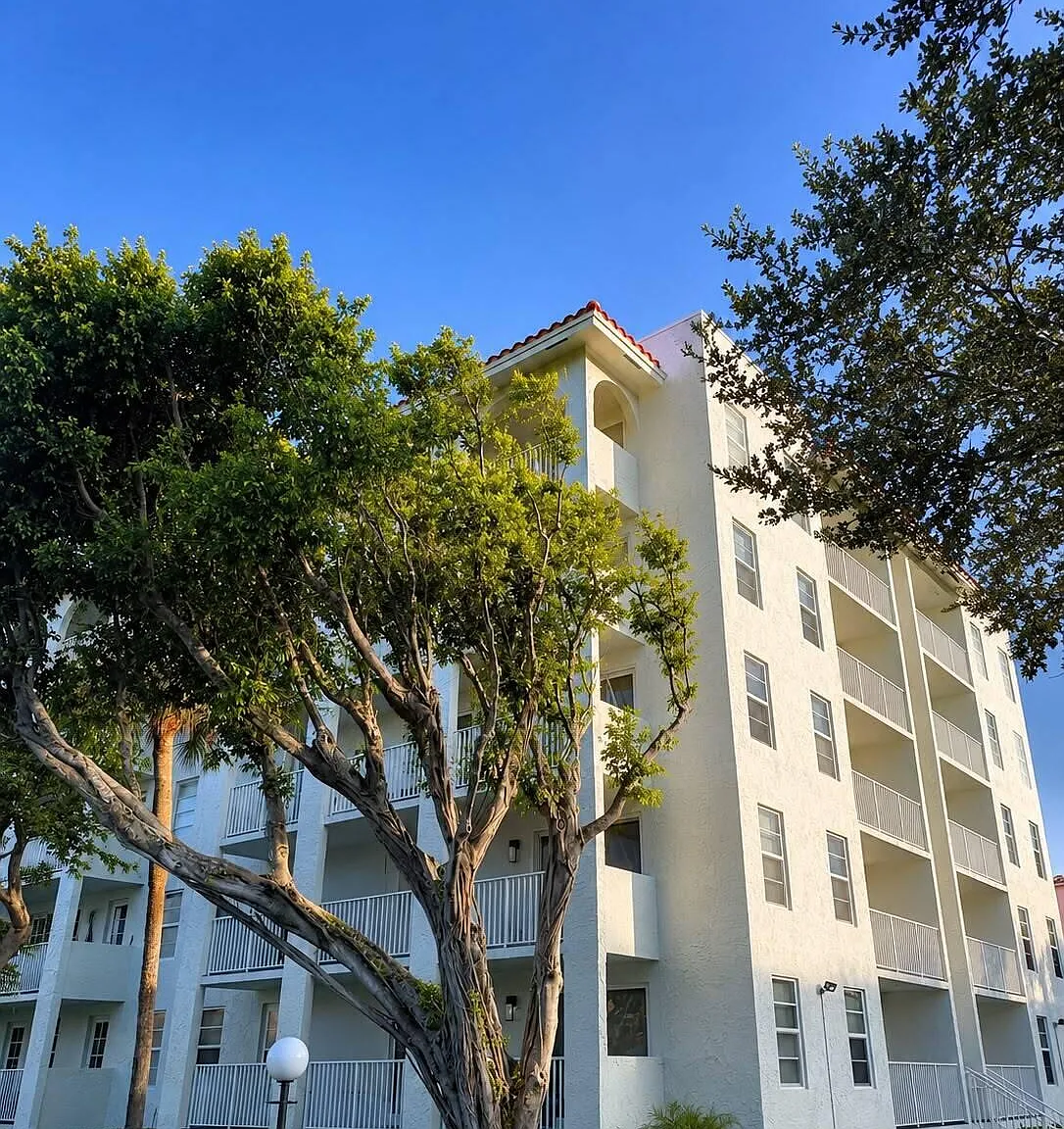 2 bed, 2.0 bath, 1170 sqft, $3,500 — Photo 3