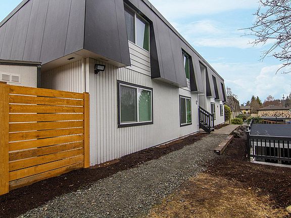 4th image of 5034 S 58th St #B