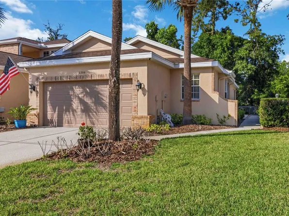 2206 Preservation Dr, Plant City, FL 33566