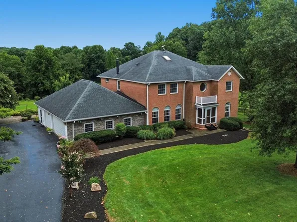 2545 Mullinix Mill Rd, Mount Airy, MD 21771